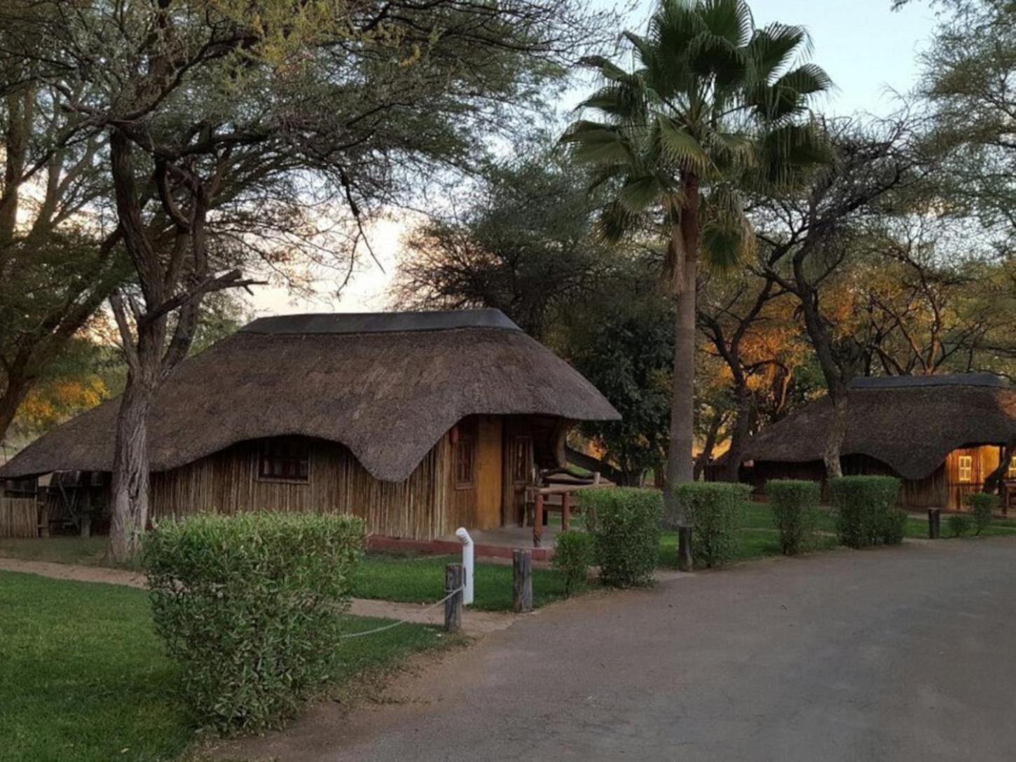 Ombinda Country Lodge Outjo Exterior foto