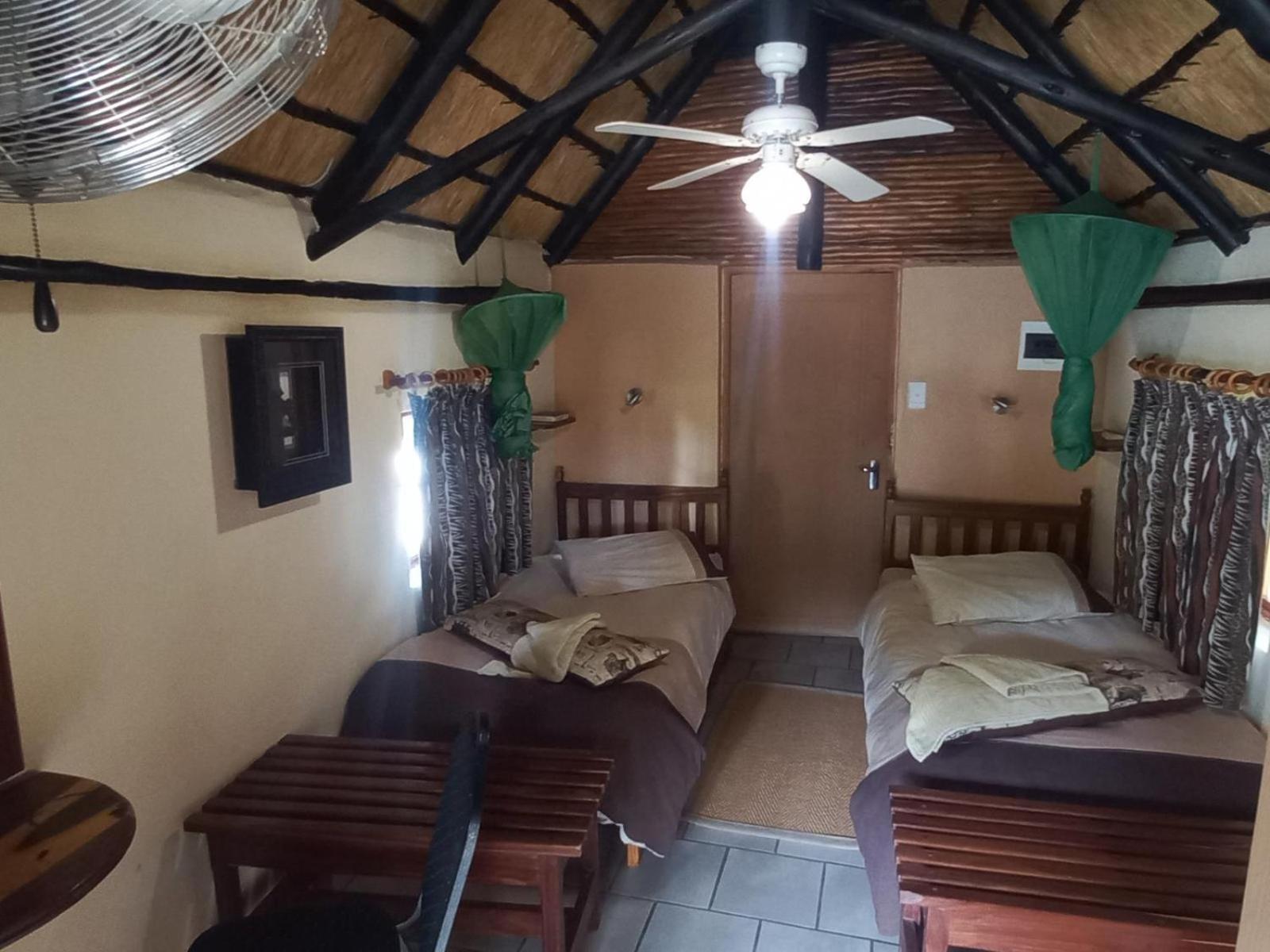 Ombinda Country Lodge Outjo Zimmer foto