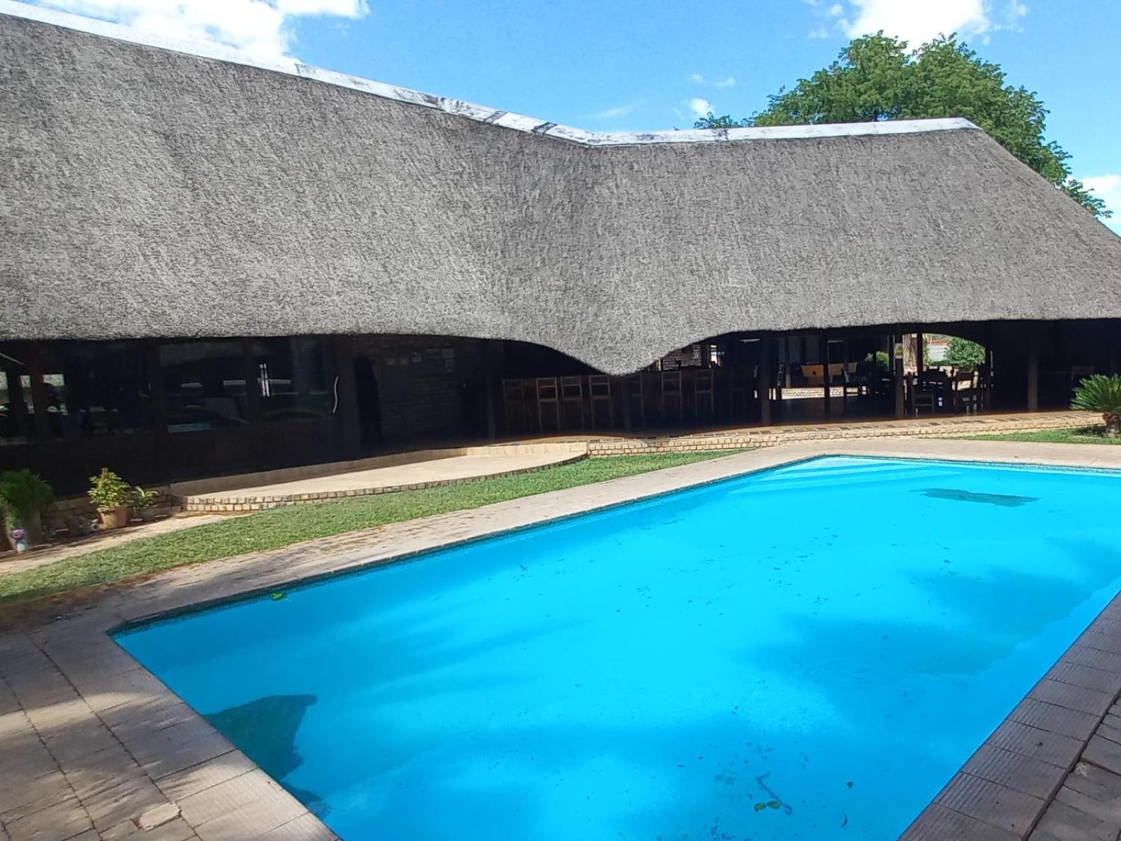 Ombinda Country Lodge Outjo Exterior foto